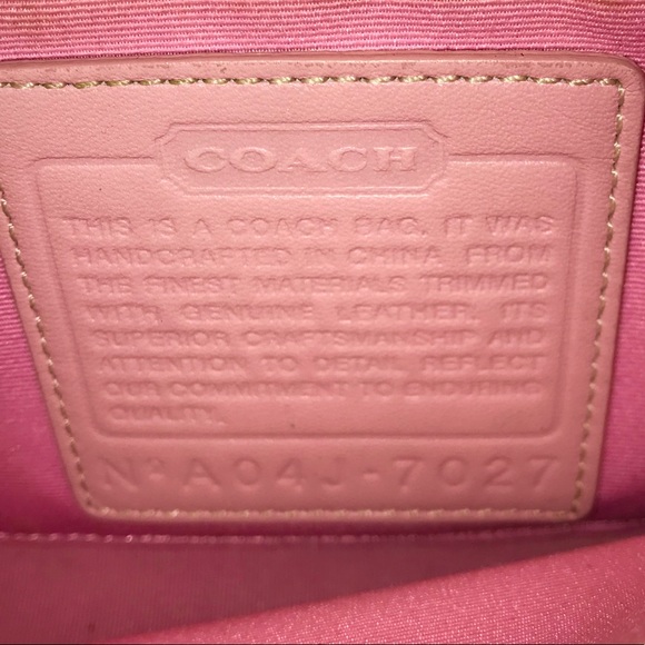 Authentic COACH mini handbag - Picture 2 of 2